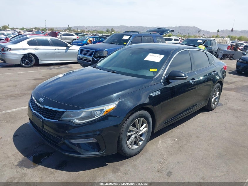 2019 Kia Optima VIN 5XXGT4L33KG332096 IAAI salvage auction — REAR END, Salvage Title, sold $2,600 on 2026-08-01 (photo 2)