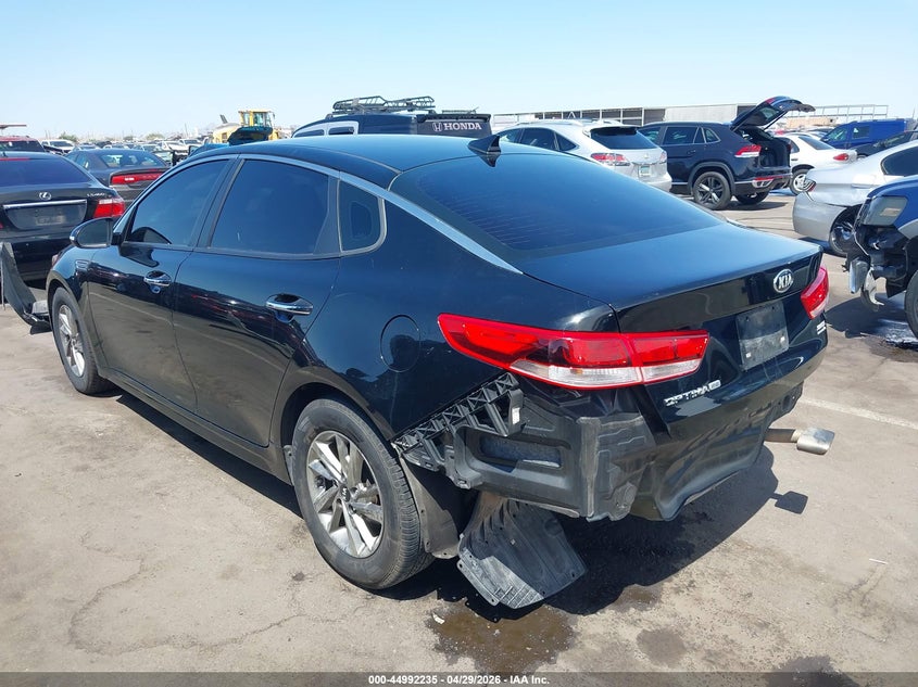2019 Kia Optima VIN 5XXGT4L33KG332096 IAAI salvage auction — REAR END, Salvage Title, sold $2,600 on 2026-08-01 (photo 3)