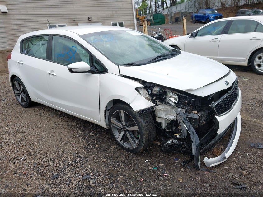 2017 Kia Forte VIN KNAFX5A82H5709032 IAAI salvage auction — FRONT END, Salvage Title, sold $1,250 on 2026-07-07 (photo 1)