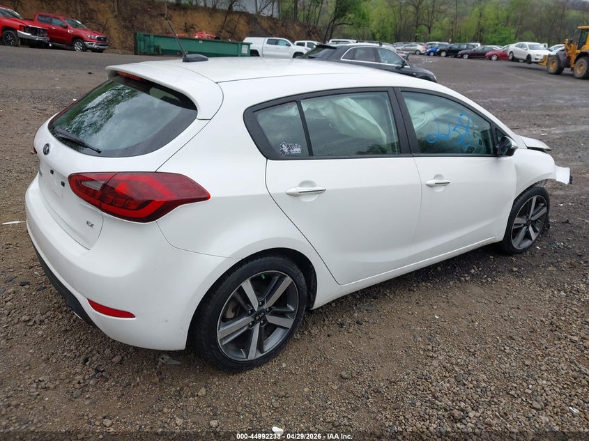 2017 Kia Forte VIN KNAFX5A82H5709032 IAAI salvage auction — FRONT END, Salvage Title, sold $1,250 on 2026-07-07 (photo 4)
