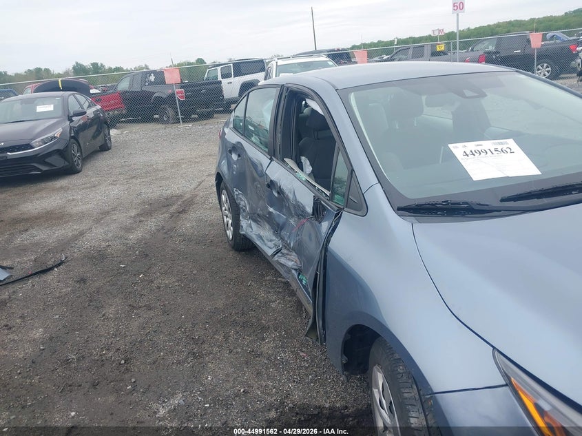 2021 Toyota Corolla VIN 5YFEPMAE6MP188392 IAAI salvage auction — RIGHT SIDE, Salvage - Greater Than 75% (Maryland), sold $3,850 on 2026-07-16 (photo 6)