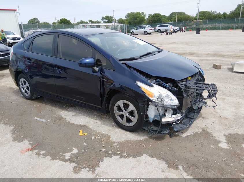 2012 Toyota Prius VIN JTDKN3DUXC1548739 IAAI salvage auction — FRONT END, Salvage (Kansas), sold $900 on 2026-08-02 (photo 1)