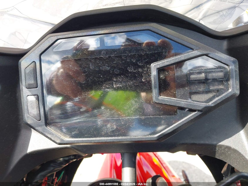 2025 Kawasaki Ninja VIN ML5EXGG10SDA66498 IAAI salvage auction — LEFT SIDE, Salvage (Massachusetts), sold $25 on 2026-07-22 (photo 7)