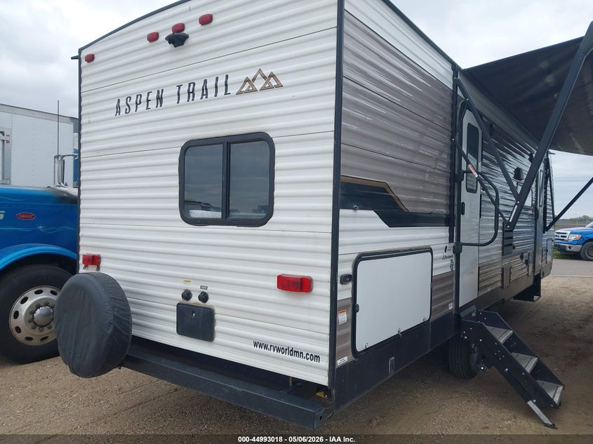 2021 Dutchman Aspen trail VIN 4YDT27923M8923923 IAAI salvage auction — HAIL, Salvage (Minnesota), sold $4,250 on 2026-07-11 (photo 4)