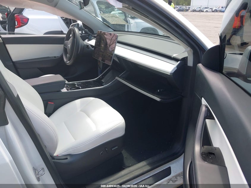 2021 Tesla Model y VIN 5YJYGDEE9MF108764 IAAI salvage auction — RIGHT SIDE, Salvage Title, sold $6,800 on 2026-07-16 (photo 5)