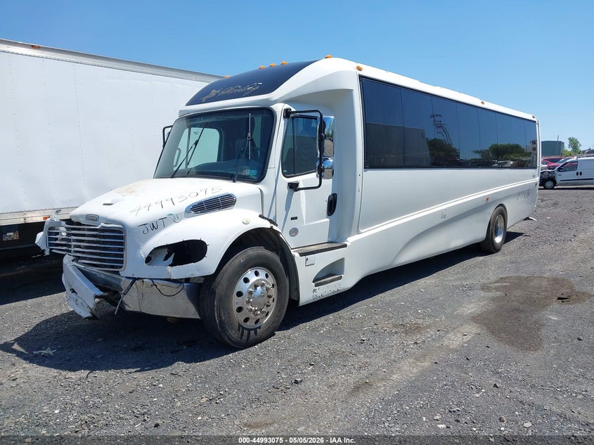 2020 Freightliner M2 106 VIN 3ALACXFC4LDKT9007 IAAI salvage auction — FRONT END, Salvage (Pennsylvania), sold $2,550 on 2026-07-24 (photo 2)