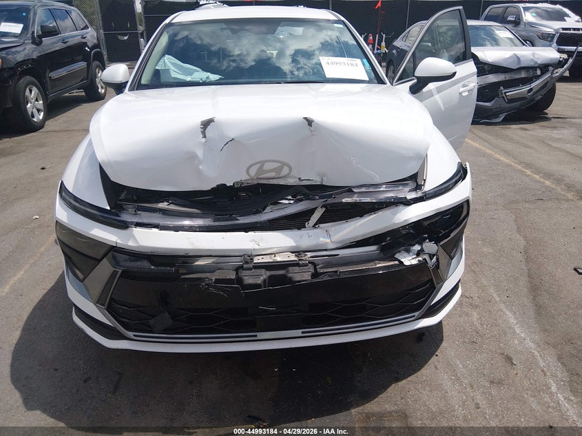 2025 Hyundai Sonata VIN KMHL24JA7SA472727 IAAI salvage auction — FRONT & REAR, Salvage (South Carolina), sold $5,050 on 2026-07-29 (photo 6)