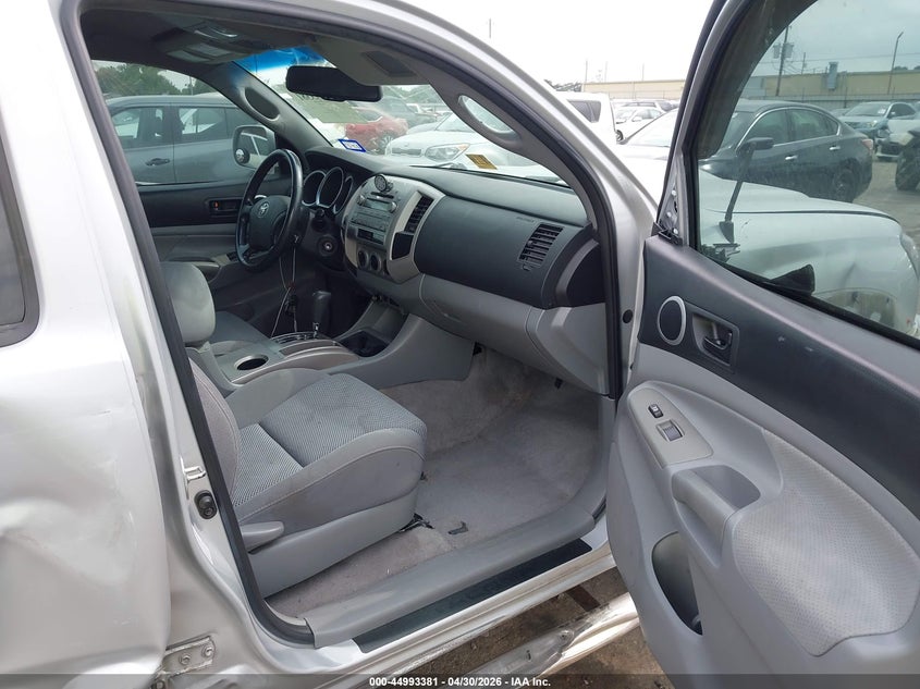 2010 Toyota Tacoma VIN 5TEMU4FN3AZ718885 IAAI salvage auction — RIGHT SIDE, Original (Texas), sold $6,400 on 2026-07-08 (photo 5)