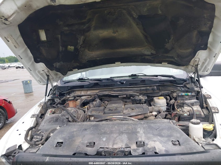 2017 Ram 2500 VIN 3C6UR4HL4HG705721 IAAI salvage auction — SIDE, Salvage (Louisiana), sold $4,150 on 2026-07-10 (photo 9)
