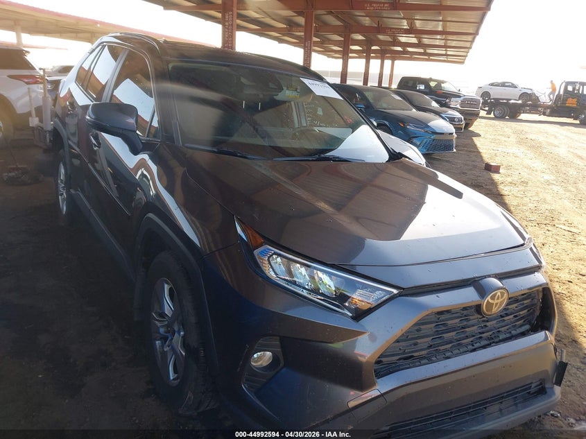 2020 Toyota Rav 4 VIN JTMP1RFVXLJ033671 IAAI salvage auction — LEFT FRONT, Salvage (Arizona), sold $8,000 on 2026-07-07 (photo 1)