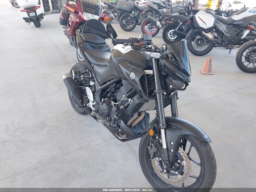 2023 Yamaha Mt-03 VIN MH3RH20Y7PK011806 — IAAI salvage auction photo