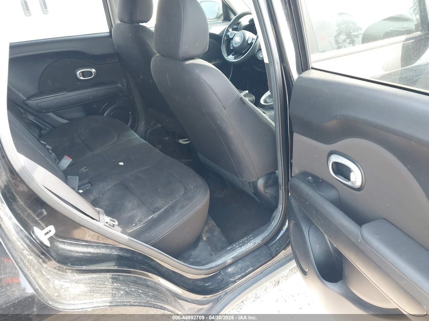 2016 Kia Soul VIN KNDJN2A28G7305779 IAAI salvage auction — REAR END, Clear-Dealer Only (Texas), sold $750 on 2026-07-15 (photo 8)
