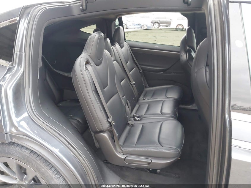 2018 Tesla Model x VIN 5YJXCAE29JF099961 IAAI salvage auction — LEFT SIDE, Salvage Title, sold $8,150 on 2026-10-11 (photo 8)