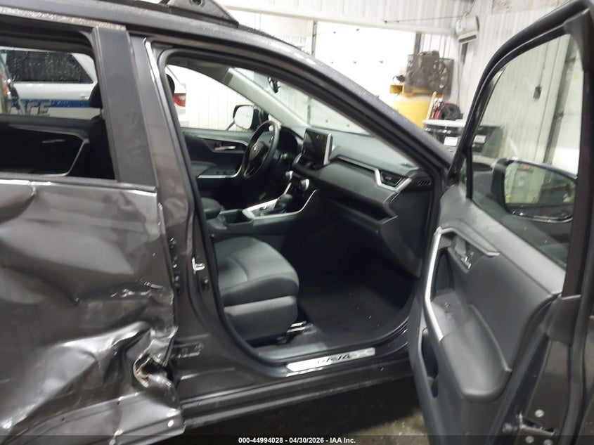 2025 Toyota Rav 4 VIN JTMRWRFV8SJ077032 IAAI salvage auction — SIDE, Bill Of Sale (Alaska), sold $13,200 on 2026-07-09 (photo 5)