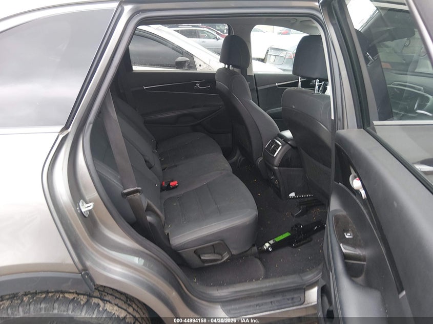 2017 Kia Sorento VIN 5XYPGDA55HG249685 IAAI salvage auction — FRONT END, Salvage - Dealer Only (Ohio), sold $1,000 on 2026-07-16 (photo 8)