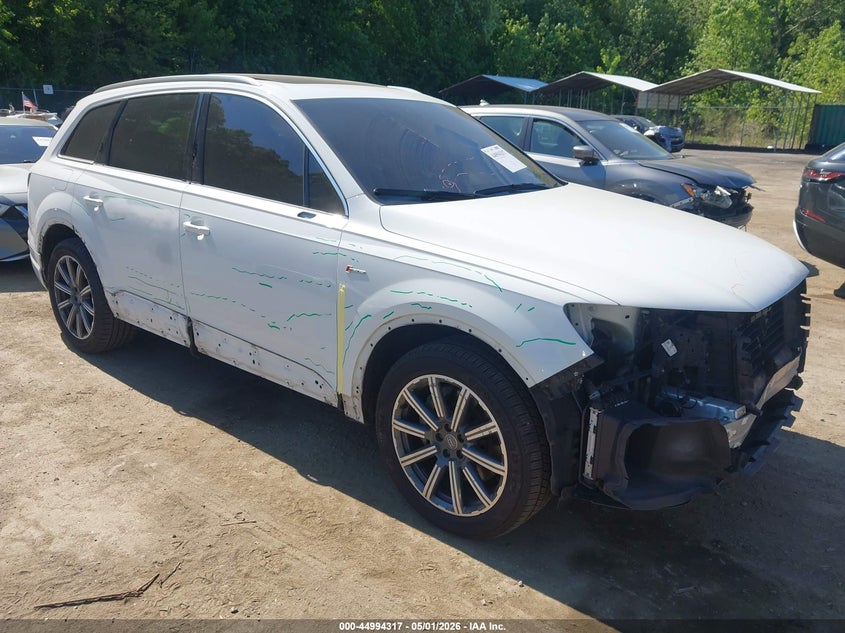 2017 Audi Q7 VIN WA1LAAF72HD010743 IAAI salvage auction — FRONT END, Salvage - 75% Or Less (Maryland), sold $4,950 on 2026-07-07 (photo 1)