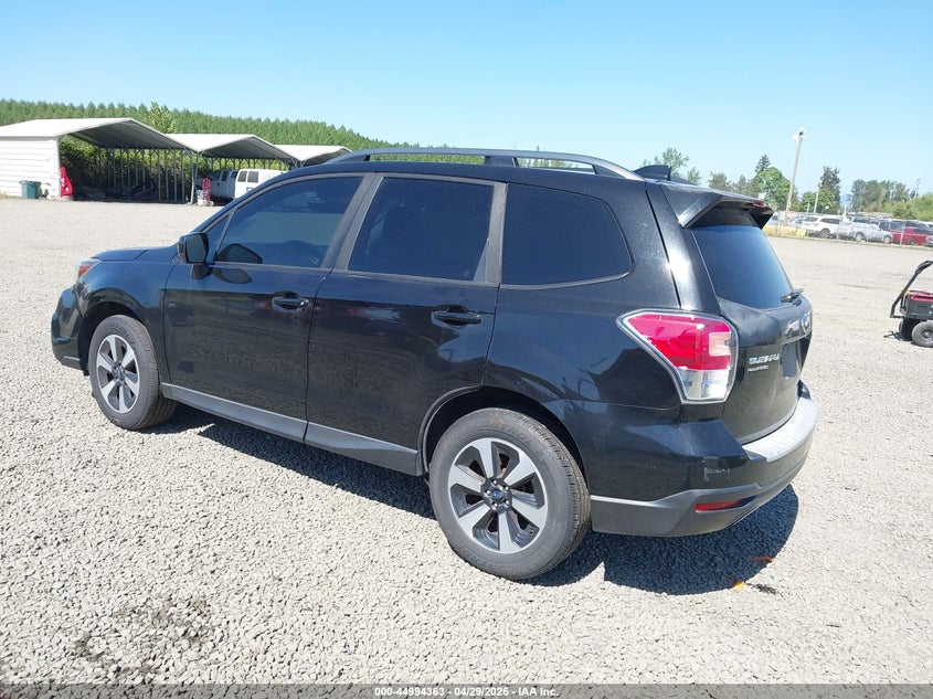 2017 Subaru Forester VIN JF2SJAGC6HH812896 IAAI salvage auction — RIGHT SIDE, Salvage (Oregon), sold $2,000 on 2026-07-13 (photo 3)