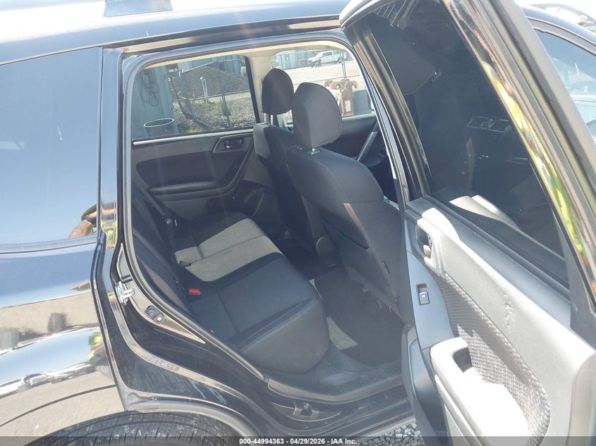 2017 Subaru Forester VIN JF2SJAGC6HH812896 IAAI salvage auction — RIGHT SIDE, Salvage (Oregon), sold $2,000 on 2026-07-13 (photo 8)