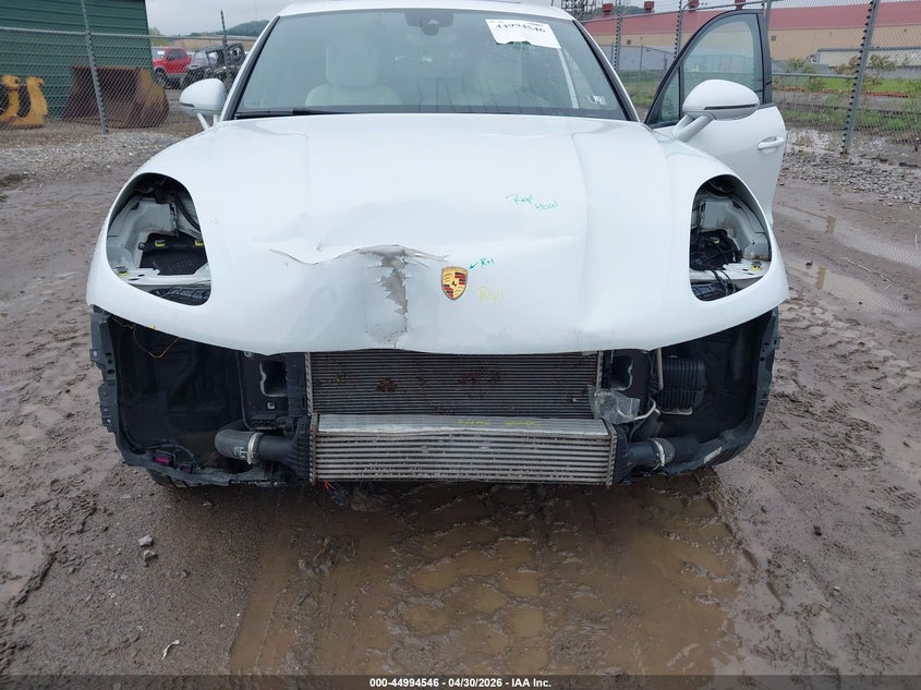 2022 Porsche Macan VIN WP1AA2A59NLB05034 IAAI salvage auction — FRONT END, Salvage (Pennsylvania), sold $13,400 on 2026-07-28 (photo 6)