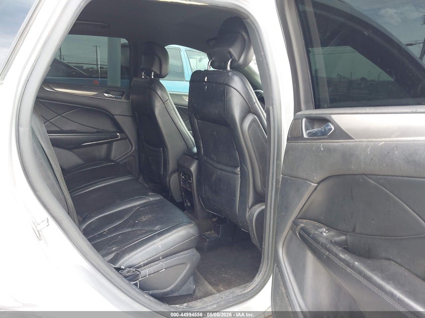 2015 Lincoln Mkc VIN 5LMCJ1A97FUJ32597 IAAI salvage auction — RIGHT FRONT, Original (Texas), sold $1,100 on 2026-07-09 (photo 8)