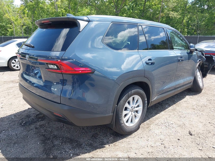 2025 Toyota Highlander VIN 5TDAAAA53SS029252 IAAI salvage auction — FRONT END, Clear (South Carolina), sold $26,000 on 2026-07-29 (photo 4)