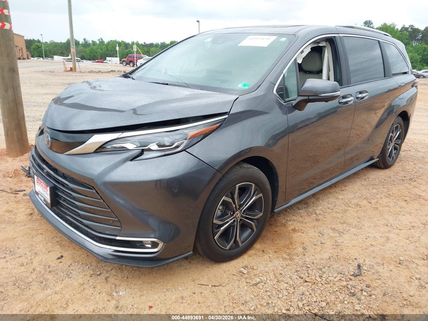2025 Toyota Sienna VIN 5TDESKFC2SS175623 IAAI salvage auction — FRONT END, Salvage (North Carolina), sold $24,400 on 2026-08-02 (photo 2)