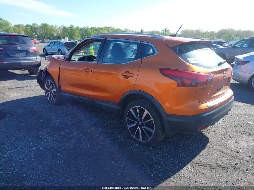 2017 Nissan Rogue VIN JN1BJ1CRXHW136637 IAAI salvage auction — FRONT END, Salvage - Greater Than 75% (Maryland), sold $1,550 on 2026-07-20 (photo 3)