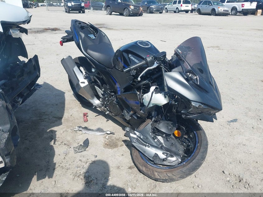 2025 Kawasaki Ninja VIN ML5EXGJ12SDA60145 IAAI salvage auction — FRONT END, Salvage (Georgia), sold $425 on 2026-07-14 (photo 1)