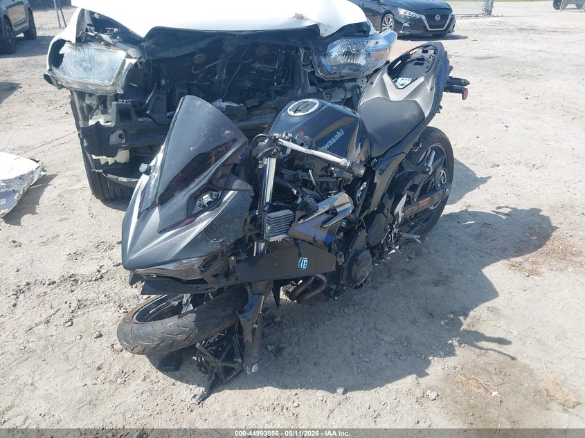 2025 Kawasaki Ninja VIN ML5EXGJ12SDA60145 IAAI salvage auction — FRONT END, Salvage (Georgia), sold $425 on 2026-07-14 (photo 2)