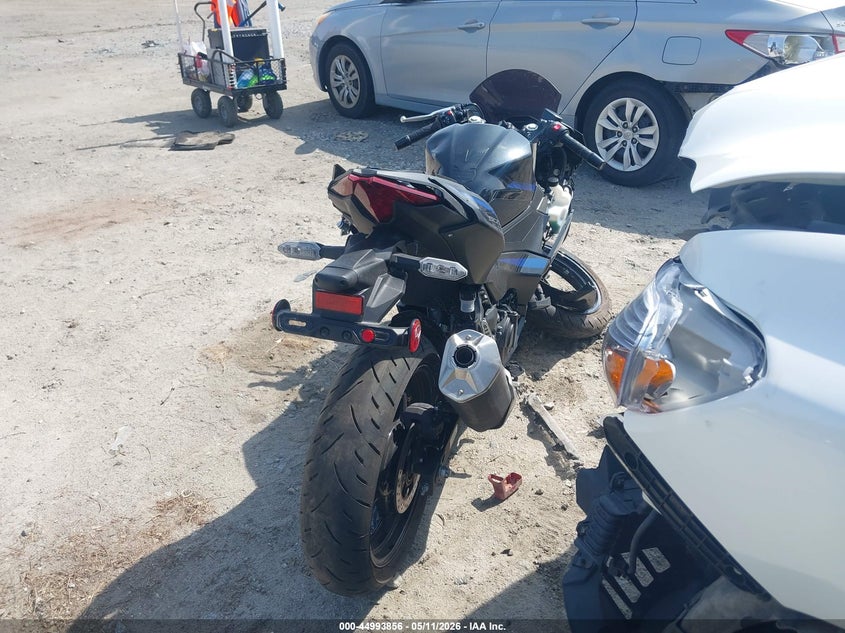 2025 Kawasaki Ninja VIN ML5EXGJ12SDA60145 IAAI salvage auction — FRONT END, Salvage (Georgia), sold $425 on 2026-07-14 (photo 4)
