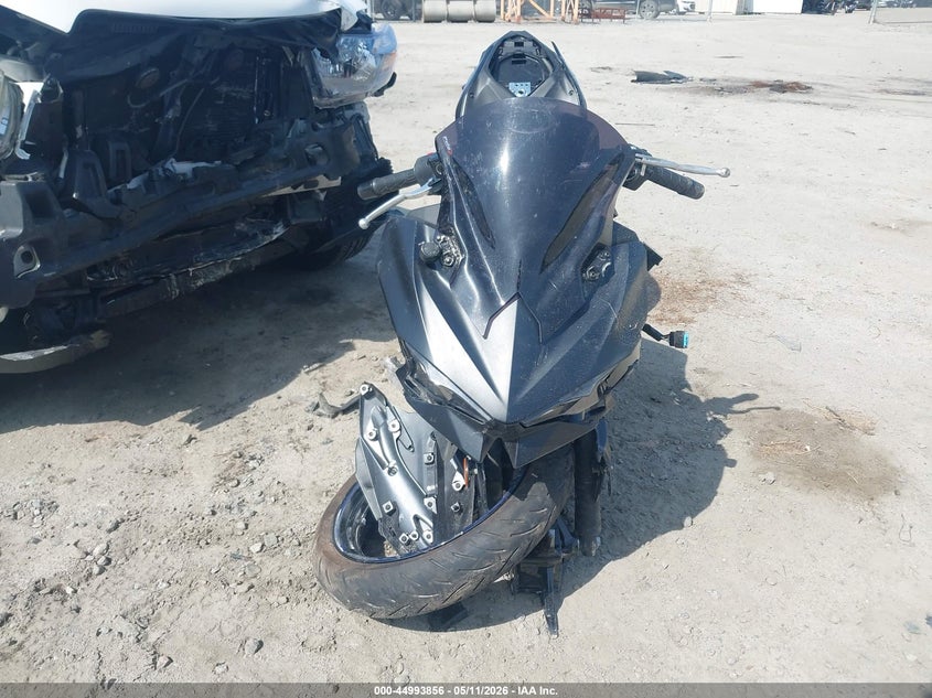 2025 Kawasaki Ninja VIN ML5EXGJ12SDA60145 IAAI salvage auction — FRONT END, Salvage (Georgia), sold $425 on 2026-07-14 (photo 5)
