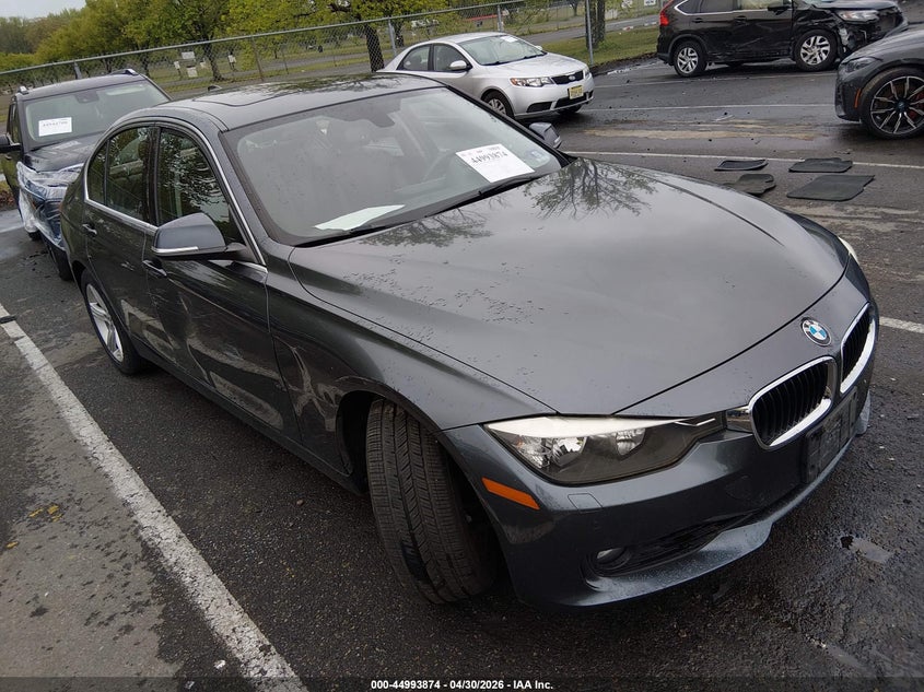 2015 BMW 3er VIN WBA3B3G52FNR85470 IAAI salvage auction — RIGHT SIDE, Salvage (New Jersey), sold $2,000 on 2026-07-27 (photo 1)