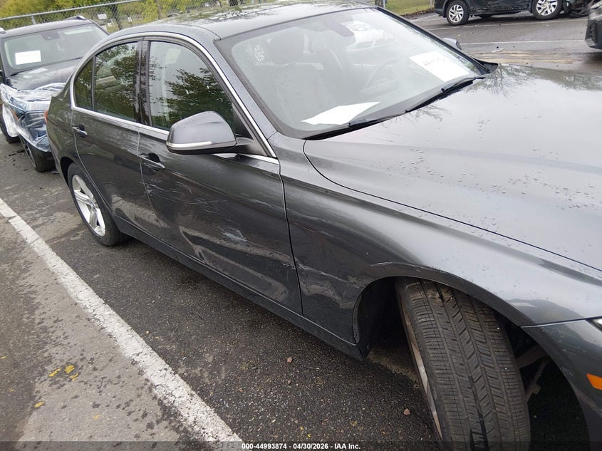 2015 BMW 3er VIN WBA3B3G52FNR85470 IAAI salvage auction — RIGHT SIDE, Salvage (New Jersey), sold $2,000 on 2026-07-27 (photo 6)