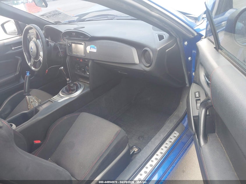 2015 Subaru Brz VIN JF1ZCAB14F9601920 IAAI salvage auction — FRONT & REAR, Wait Title, sold $25 on 2026-07-29 (photo 5)