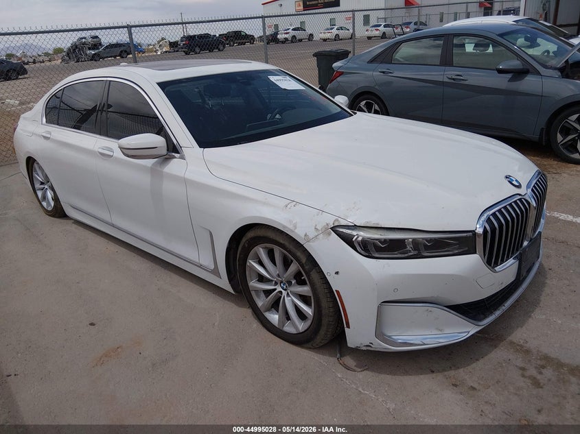 2020 BMW 7er VIN WBA7T4C03LGF97505 IAAI salvage auction — RIGHT FRONT, Original (Texas), sold $11,000 on 2026-07-22 (photo 1)