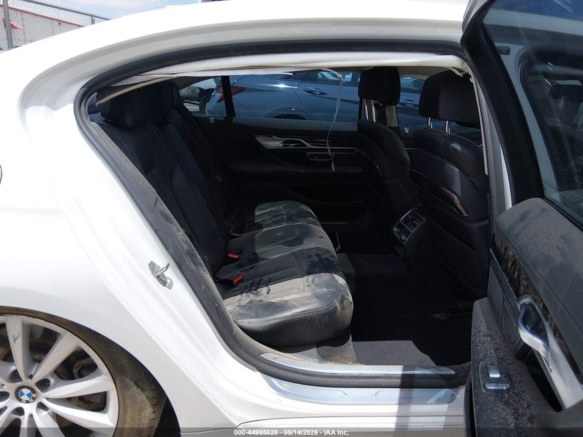 2020 BMW 7er VIN WBA7T4C03LGF97505 IAAI salvage auction — RIGHT FRONT, Original (Texas), sold $11,000 on 2026-07-22 (photo 8)