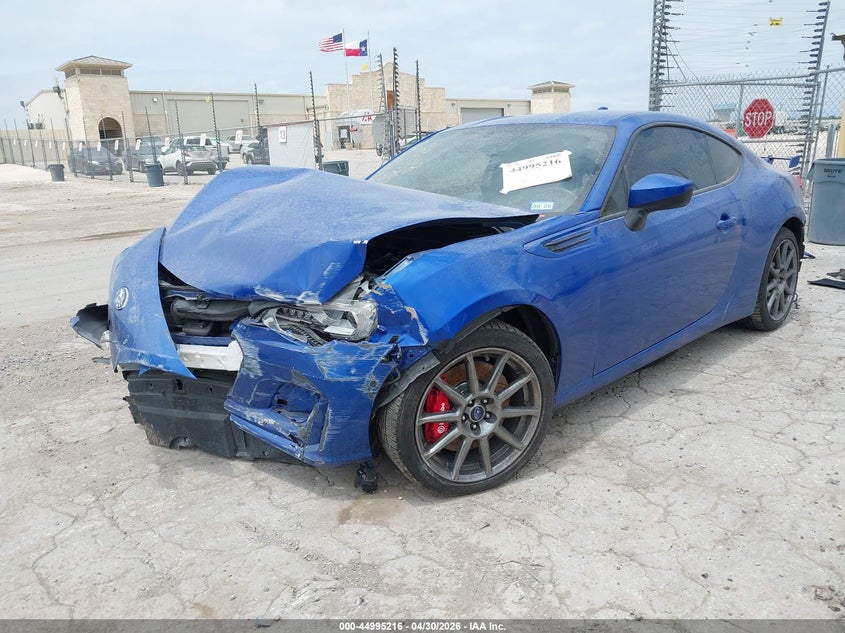 2020 Subaru Brz VIN JF1ZCAC14L9702675 IAAI salvage auction — FRONT & REAR, Salvage (Texas), sold $3,600 on 2026-07-13 (photo 2)