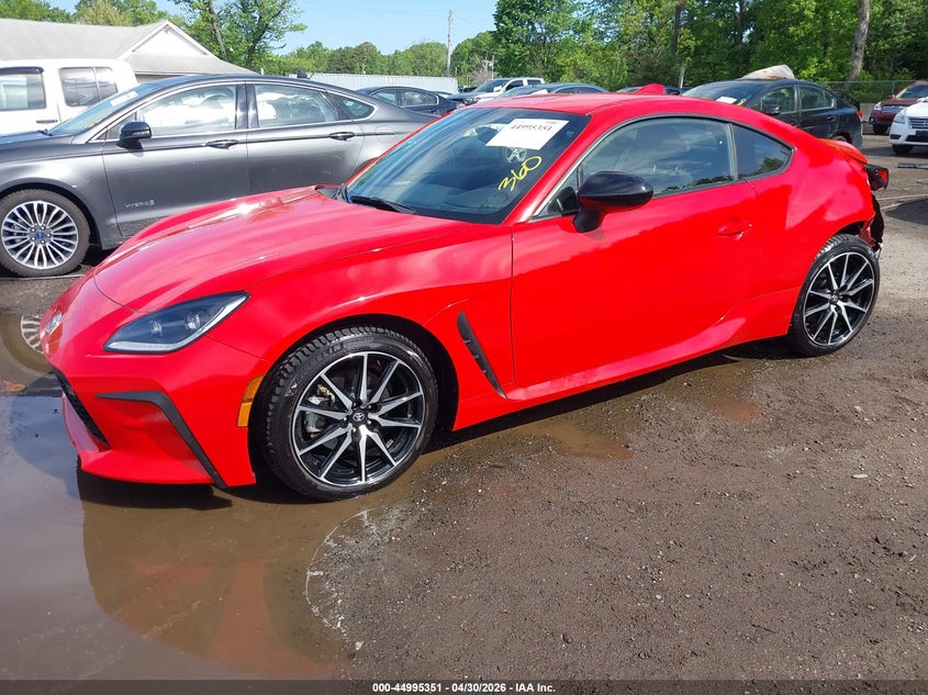 2024 Toyota Gr 86 VIN JF1ZNBB12R8759148 IAAI salvage auction — FRONT & REAR, Salvage - Greater Than 75% (Maryland), sold $9,500 on 2026-07-15 (photo 2)