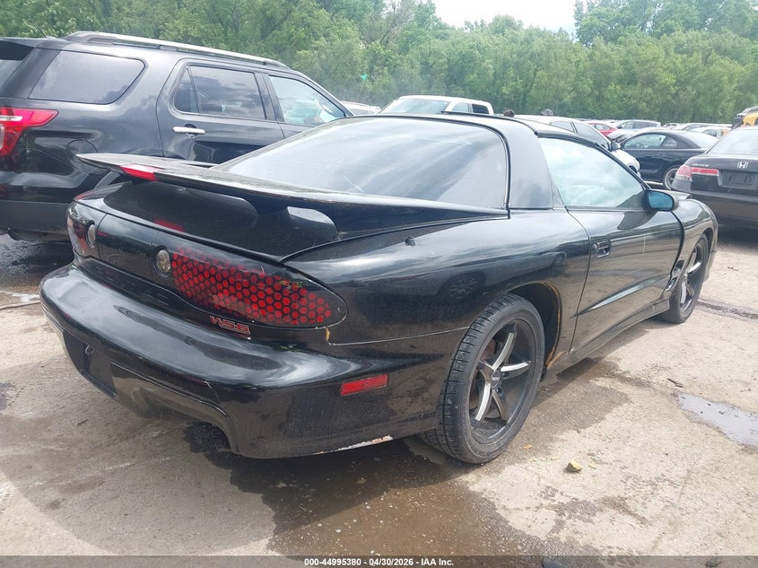 1998 Pontiac Firebird VIN 2G2FV22GXW2219206 IAAI salvage auction — FRONT END, Junk (Missouri), sold $600 on 2026-07-08 (photo 4)