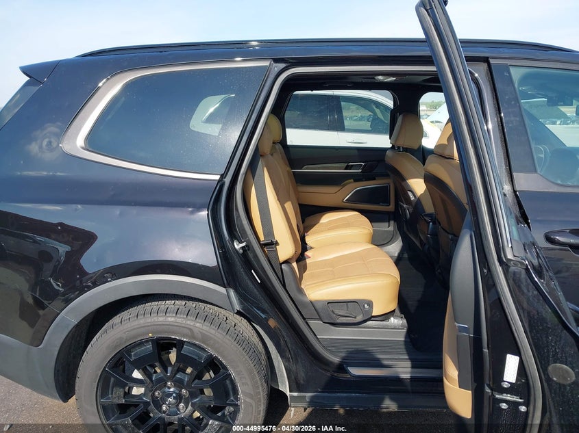 2022 Kia Telluride VIN 5XYP5DHC8NG270875 IAAI salvage auction — HAIL, Salvage (Iowa), sold $14,000 on 2026-07-09 (photo 8)