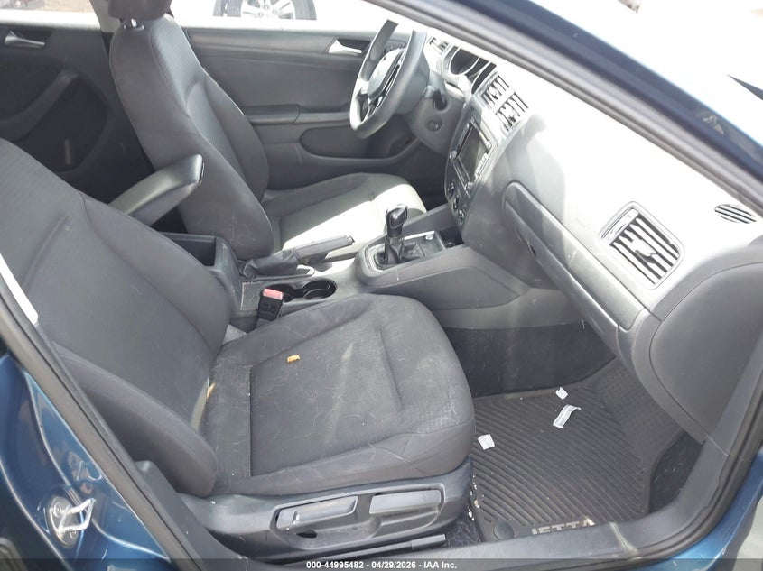 2015 Volkswagen Jetta VIN 3VW2K7AJ1FM357516 IAAI salvage auction — LEFT SIDE, Salvage (California), sold $1,225 on 2026-09-08 (photo 5)