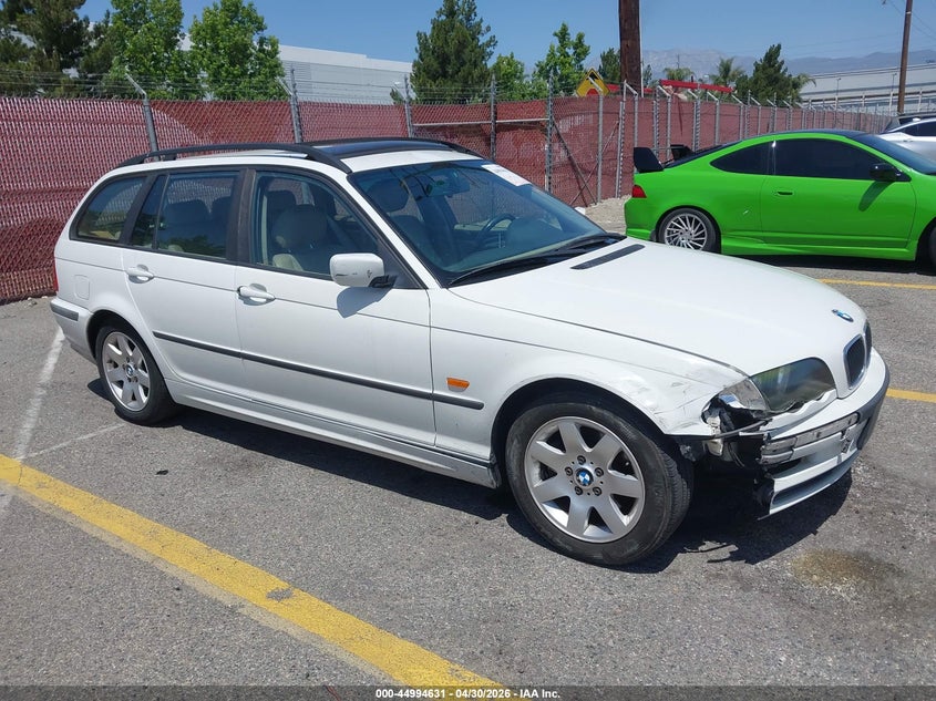 2000 BMW 3 series VIN WBAAR3345YJM01539 IAAI salvage auction — FRONT END, Salvage (California), sold $350 on 2026-07-07 (photo 1)
