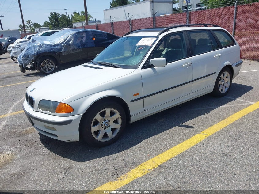 2000 BMW 3 series VIN WBAAR3345YJM01539 IAAI salvage auction — FRONT END, Salvage (California), sold $350 on 2026-07-07 (photo 2)