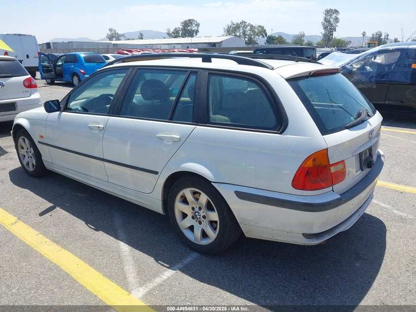 2000 BMW 3 series VIN WBAAR3345YJM01539 IAAI salvage auction — FRONT END, Salvage (California), sold $350 on 2026-07-07 (photo 3)