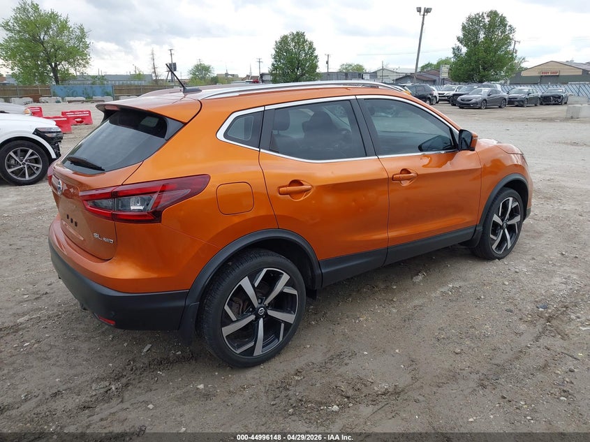 2021 Nissan Rogue VIN JN1BJ1CW0MW427843 IAAI salvage auction — HAIL, Salvage Title, sold $8,800 on 2026-07-14 (photo 4)