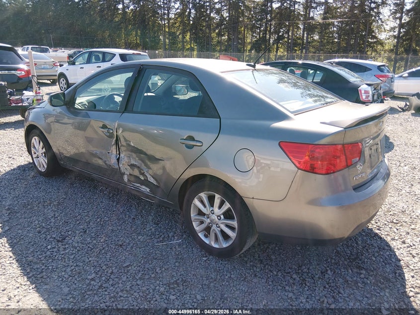 2012 Kia Forte VIN KNAFU4A26C5586875 IAAI salvage auction — FRONT END, Bill Of Sale (Washington), sold $350 on 2026-07-29 (photo 3)