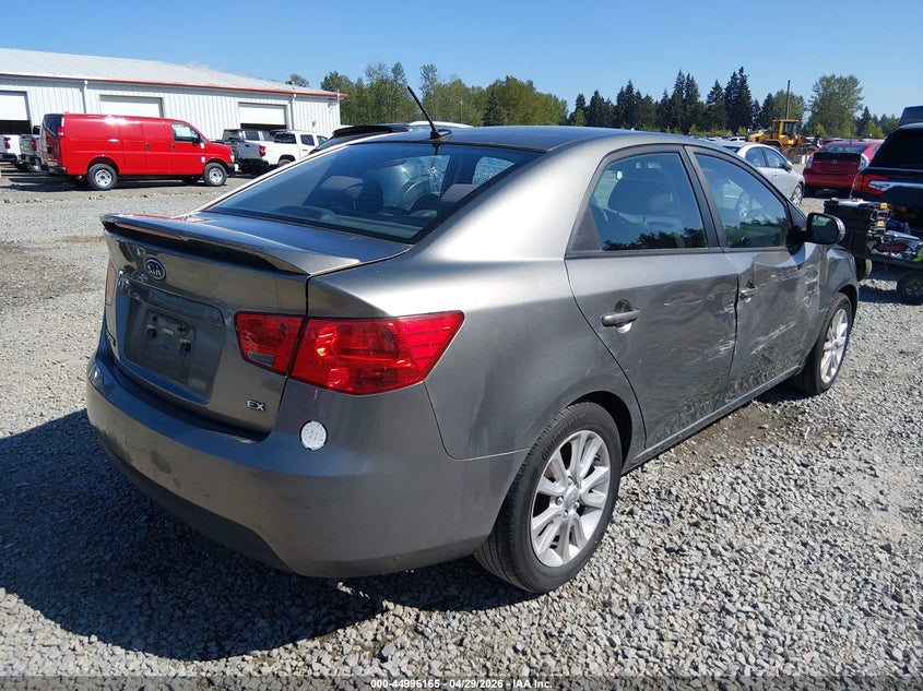 2012 Kia Forte VIN KNAFU4A26C5586875 IAAI salvage auction — FRONT END, Bill Of Sale (Washington), sold $350 on 2026-07-29 (photo 4)