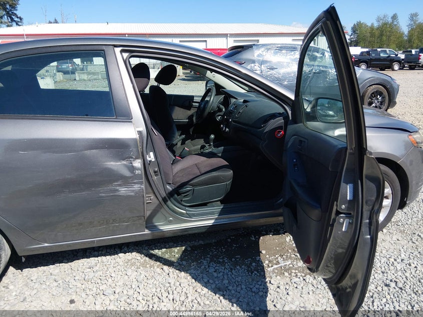 2012 Kia Forte VIN KNAFU4A26C5586875 IAAI salvage auction — FRONT END, Bill Of Sale (Washington), sold $350 on 2026-07-29 (photo 5)