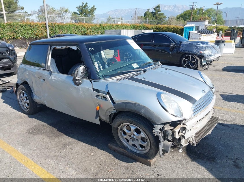2003 Mini Cooper VIN WMWRC33443TE16764 IAAI salvage auction — LEFT & RIGHT, Non-Repairable (California), sold $175 on 2026-07-28 (photo 1)