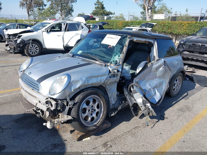 2003 Mini Cooper VIN WMWRC33443TE16764 IAAI salvage auction — LEFT & RIGHT, Non-Repairable (California), sold $175 on 2026-07-28 (photo 2)